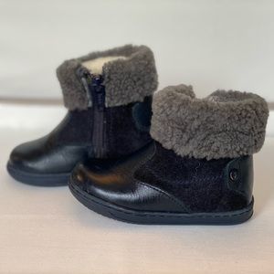 Navy Blue Jacadi boots (worn and light scuffs)
